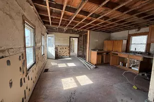 2 Burrill St, Fairfield, ME 04937 - Photo 10