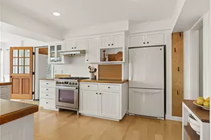 49 Desert Rd, Freeport, ME 04032 - Photo 12