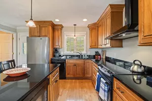 1413 Post Rd, Wells, ME 04090 - Photo 12