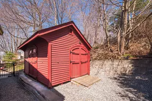 88 York St, York, ME 03909 - Photo 18