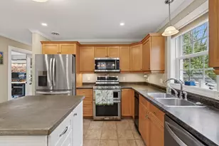 110 Gordon Farms Rd, Gorham, ME 04038 - Photo 10