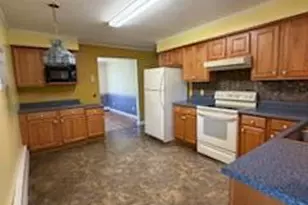 9 Longmeadow Dr, Brewer, ME 04412 - Photo 8