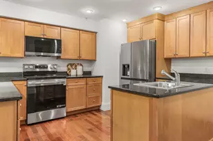 18 Congress Street, Portsmouth, NH 03801 - Photo 8