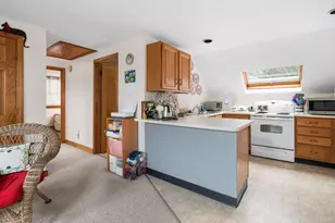 88 York St, York, ME 03909 - Photo 36