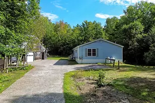 376 Battle Ridge Rd, Canaan, ME 04924 - Photo 2