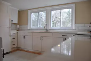 117 Blackstrap Rd, Falmouth, ME 04105 - Photo 4