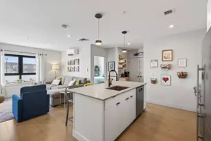 75 Chestnut St, Portland, ME 04101 - Photo 2