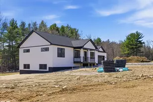 10 Meadow Ln, Oxford, ME 04270 - Photo 8