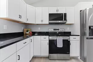 10 Meadow Ln, Oxford, ME 04270 - Photo 24