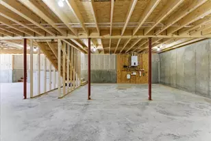 10 Meadow Ln, Oxford, ME 04270 - Photo 58