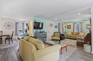 32 W W Old Orchard Ave, Old Orchard Beach, ME 04064 - Photo 14