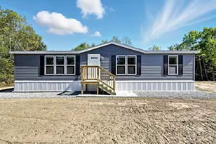 629 Russell Rd, Madison, ME 04950 - Photo 4