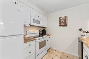 32 Landing Dr, Kennebunk, ME 04043 - Photo 16