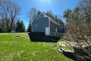 18 Cottagewood Ln, Kennebunk, ME 04043 - Photo 4