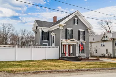 37 Spring Street, Dover Foxcroft, ME 04426 - Photo 2