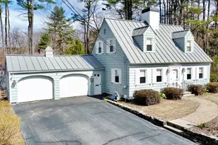87 Locksley Rd, Auburn, ME 04210 - Photo 2