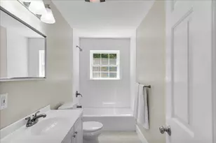 153 Cedar St, Belfast, ME 04915 - Photo 20