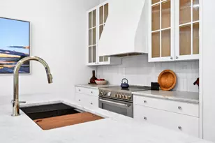 29 Blue Meadow Ln, Cape Elizabeth, ME 04107 - Photo 4