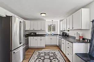 37 Callaway Dr, Westbrook, ME 04092 - Photo 6
