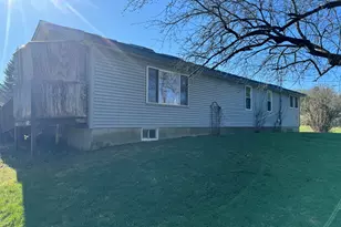 92 Bassett Rd, Winslow, ME 04901 - Photo 2