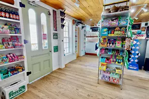 62 W Main St, Vinalhaven, ME 04863 - Photo 10