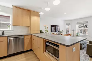 205 Vaughan St, Portland, ME 04102 - Photo 6