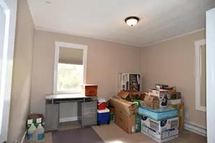 102 Crescent St, Skowhegan, ME 04976 - Photo 34