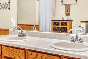 20 Court St, Winslow, ME 04901 - Photo 28