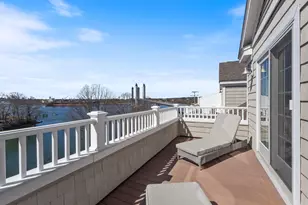 19 Bridge St, Kittery, ME 03904 - Photo 32