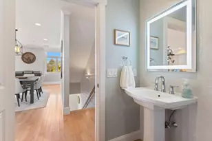 19 Bridge St, Kittery, ME 03904 - Photo 16