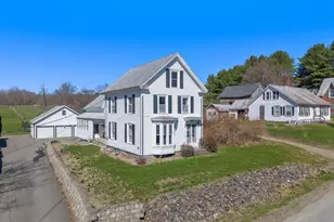 28 Easy St, Canaan, ME 04924 - Photo 4