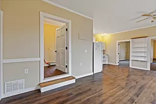 63 Elm St, Mechanic Falls, ME 04256 - Photo 6