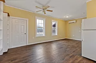 63 Elm St, Mechanic Falls, ME 04256 - Photo 10