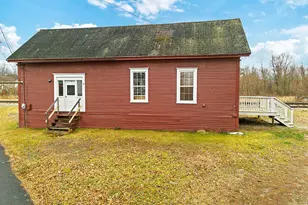 63 Elm St, Mechanic Falls, ME 04256 - Photo 28