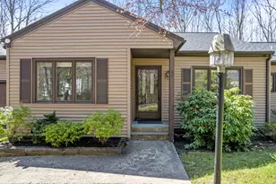 24 Bluestone Ln, York, ME 03909 - Photo 2