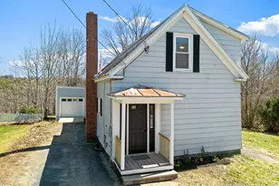102 Main St, Skowhegan, ME 04976 - Photo 6