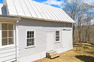 102 Main St, Skowhegan, ME 04976 - Photo 8
