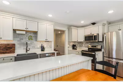 21 Fernald Avenue #B, York, ME 03909 - Photo 8