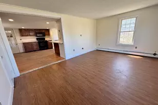 111 E Main St, Vinalhaven, ME 04863 - Photo 10