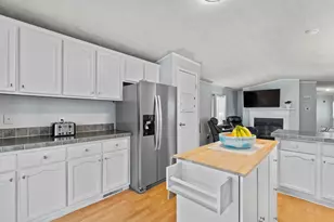 20 Tufton St, Brunswick, ME 04011 - Photo 10