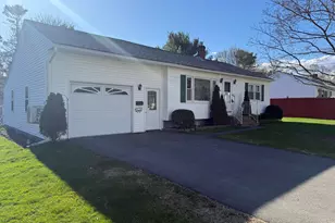 302 Grove St, Bangor, ME 04401 - Photo 2