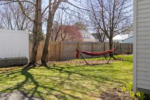 323 Broadway, Rockland, ME 04841 - Photo 36