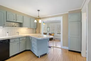 396 Ocean Ave, Portland, ME 04103 - Photo 10