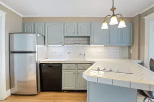 396 Ocean Ave, Portland, ME 04103 - Photo 8