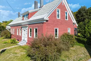 54 Bay St, Winslow, ME 04901 - Photo 2