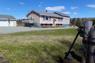 112 Hillcrest Dr, Winter Harbor, ME 04693 - Photo 2