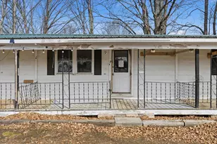 272 Main St, Corinth, ME 04427 - Photo 20