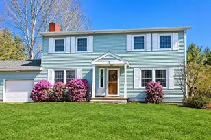 18 Sunset Dr, Orono, ME 04473 - Photo 2