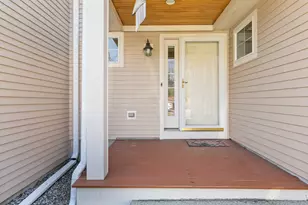 58 Ridge Rd, Portland, ME 04103 - Photo 2