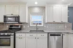 52 Plum Ln, Belgrade, ME 04917 - Photo 10